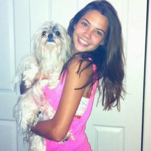 Ellie Erickson Photo 19