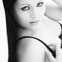 Francesca Gray Photo 7