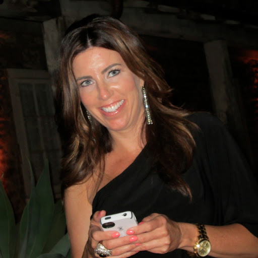 Colleen Davidson Photo 31