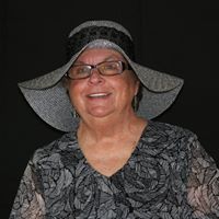 Elaine Quick Photo 22