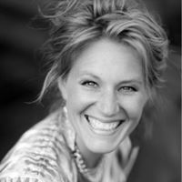 Jill Livingston Photo 8