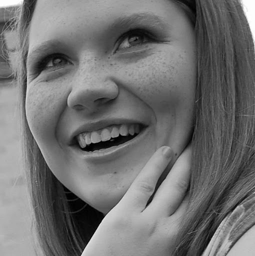 Jessica Spalding Photo 11