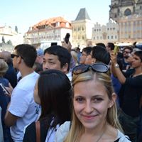 Julia Mager Photo 4