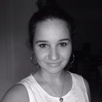Eleanor Holden Photo 8