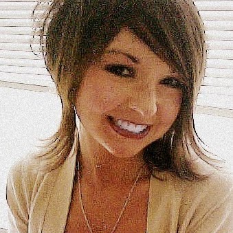 Emily Hall Photo 19
