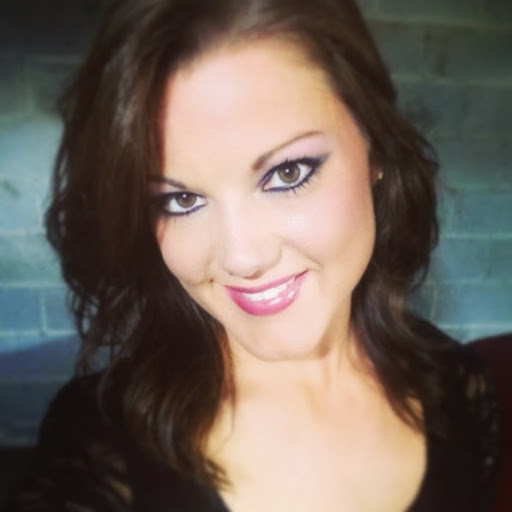 April Payne Photo 29