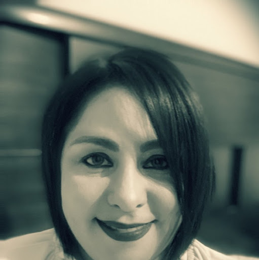 Carolyn Gonzalez Photo 34