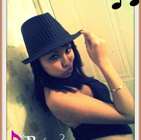 Theresa Salazar Photo 19