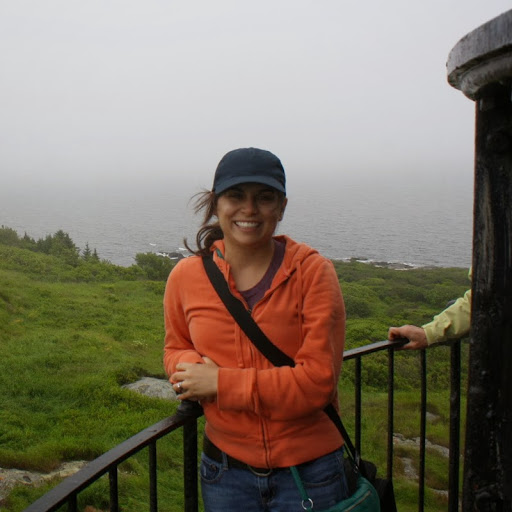 Laura Robbins Photo 11