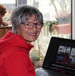 Christine Lange Photo 13