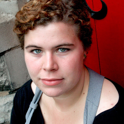 Carolyn Armstrong Photo 34