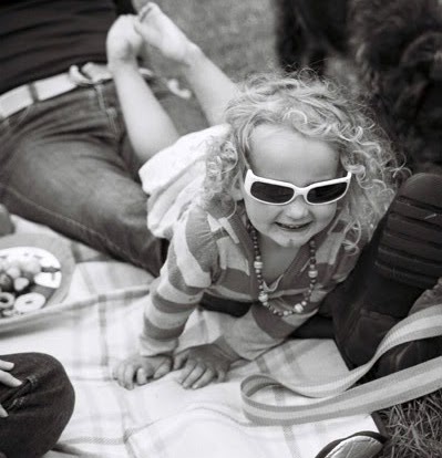 Stephanie Larkin Photo 33