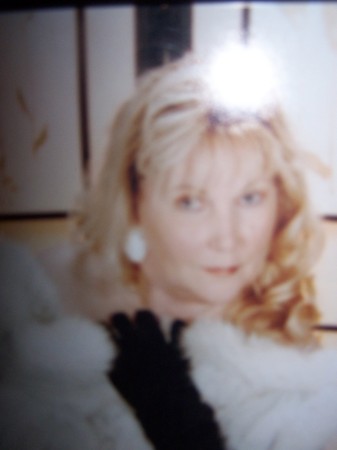 Vicki Hunt Photo 38