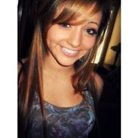 Victoria Daniels Photo 26