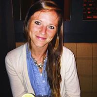 Carlie Davis Photo 9