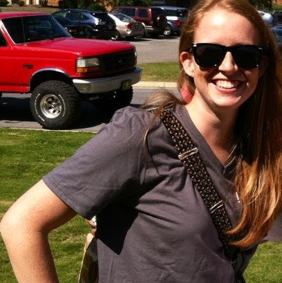 Amanda Singleton Photo 34