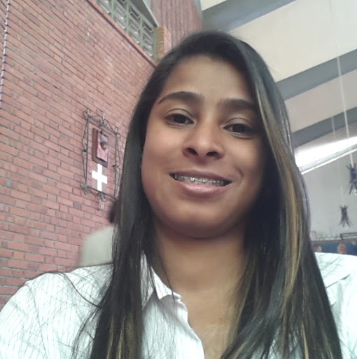Vanessa Jones Photo 32