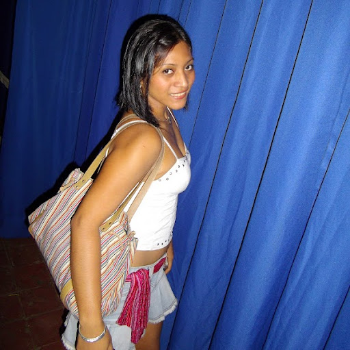 Victoria Chavez Photo 36