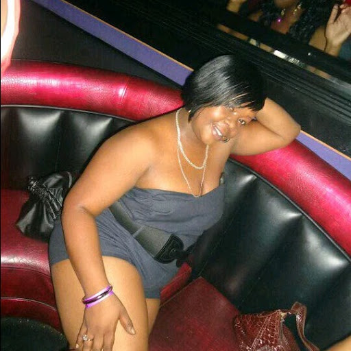 Vickie Howard Photo 36