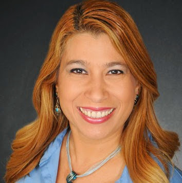 Mayte Zaldivar Photo 4