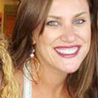 Elizabeth Oxley Photo 7