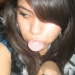 Melissa Quintanilla Photo 20