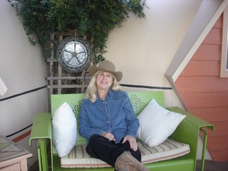 Janet Sawyer Photo 5
