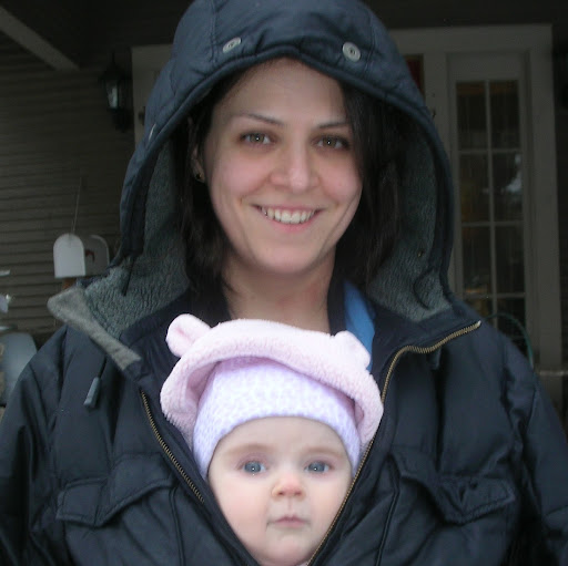 Laura Rowe Photo 7