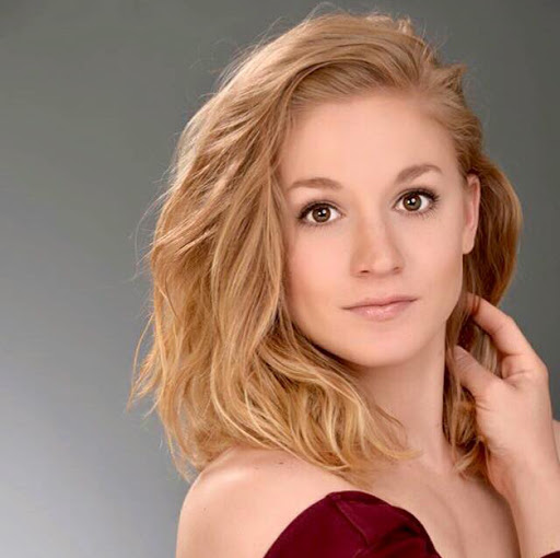 Michelle Wessel Photo 12
