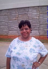 Sharon Tanner Photo 12
