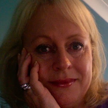 Lisa Monk Photo 14