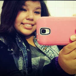 Stephanie Ortega Photo 44