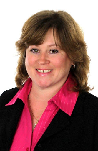 Shari Webb Photo 19