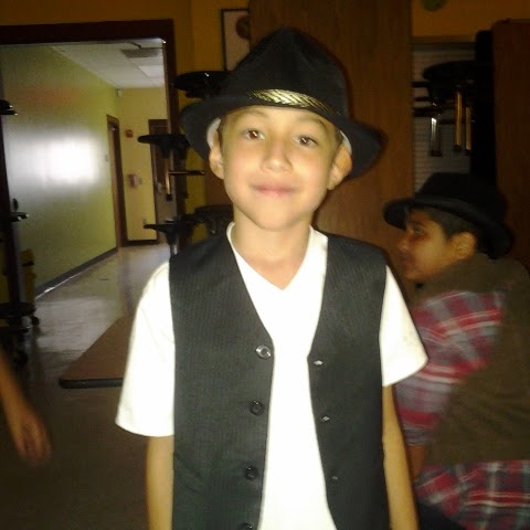 Andrew Reyna Photo 17