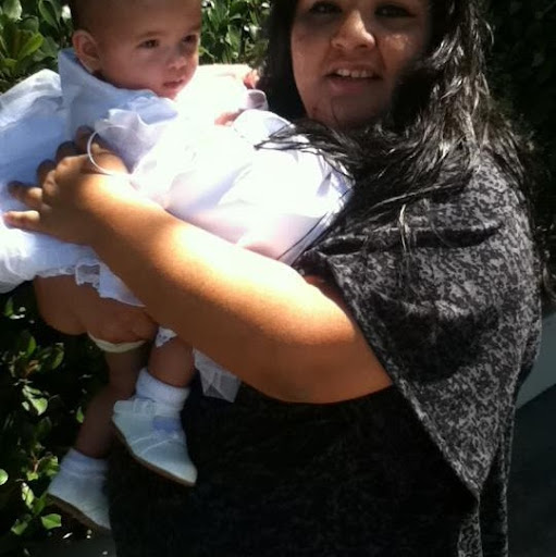 Elizabeth Lopez Photo 45