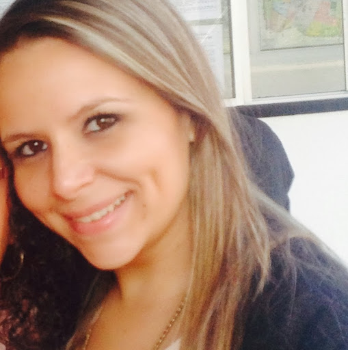 Susana Reyes Photo 3