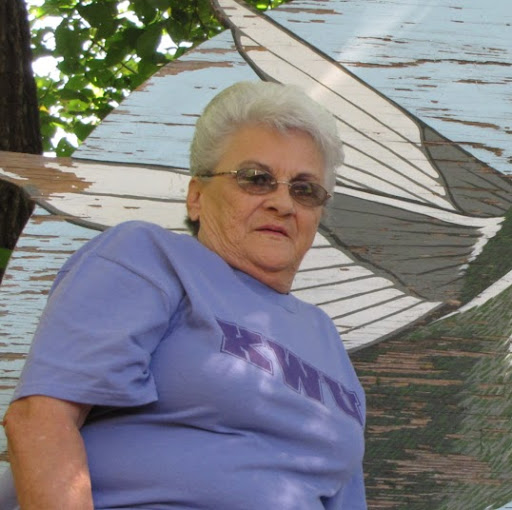Sandra Sadler Photo 21