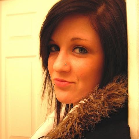 Shelby Harrington Photo 24