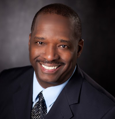 Robert Tanner Photo 31