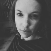 Sarah Turk Photo 32