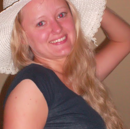 Sarah Engel Photo 11
