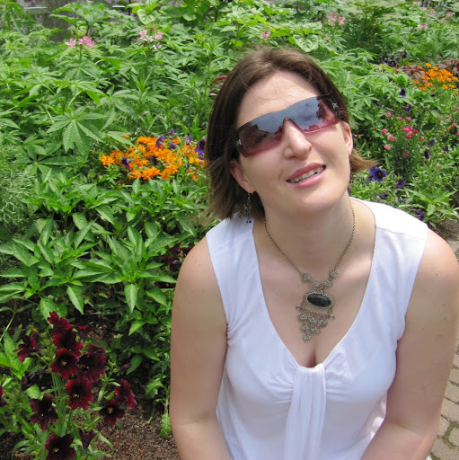Robyn Girard Photo 7