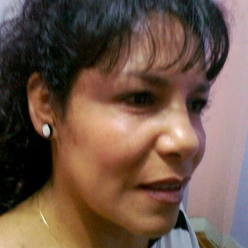 Ruth Lara Photo 37