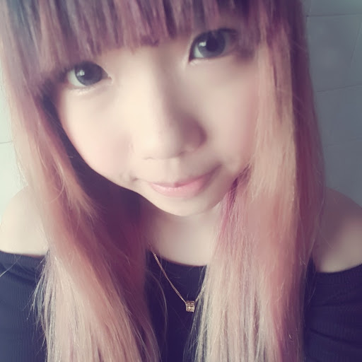 Angeline Tan Photo 29