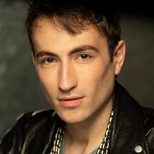 Robert Giordano Photo 24