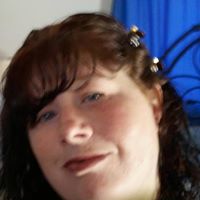 Christina Crowe Photo 17