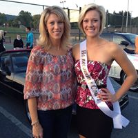 Lauren Yoder Photo 15