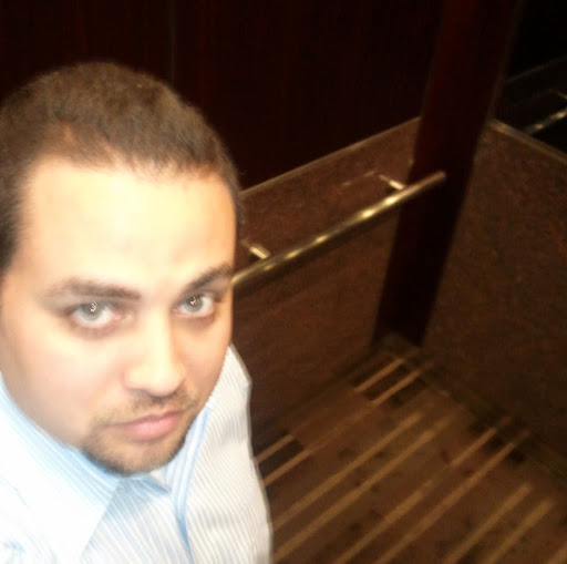 Luis Vargas Photo 15