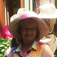 Janet Roach Photo 26