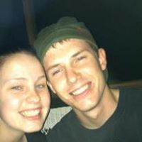 Stephanie Barr Photo 48